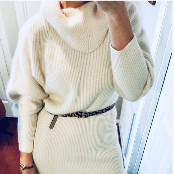 {{Sold}}Vintage Lambswool & Angora sweater dress - Picture 4 of 8